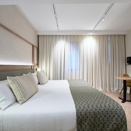 Catalonia Sagrada Familia Hotel Barcelona Bagian luar foto