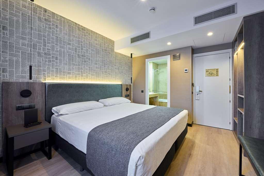 Catalonia Sagrada Familia Hotel Barcelona Ruang foto