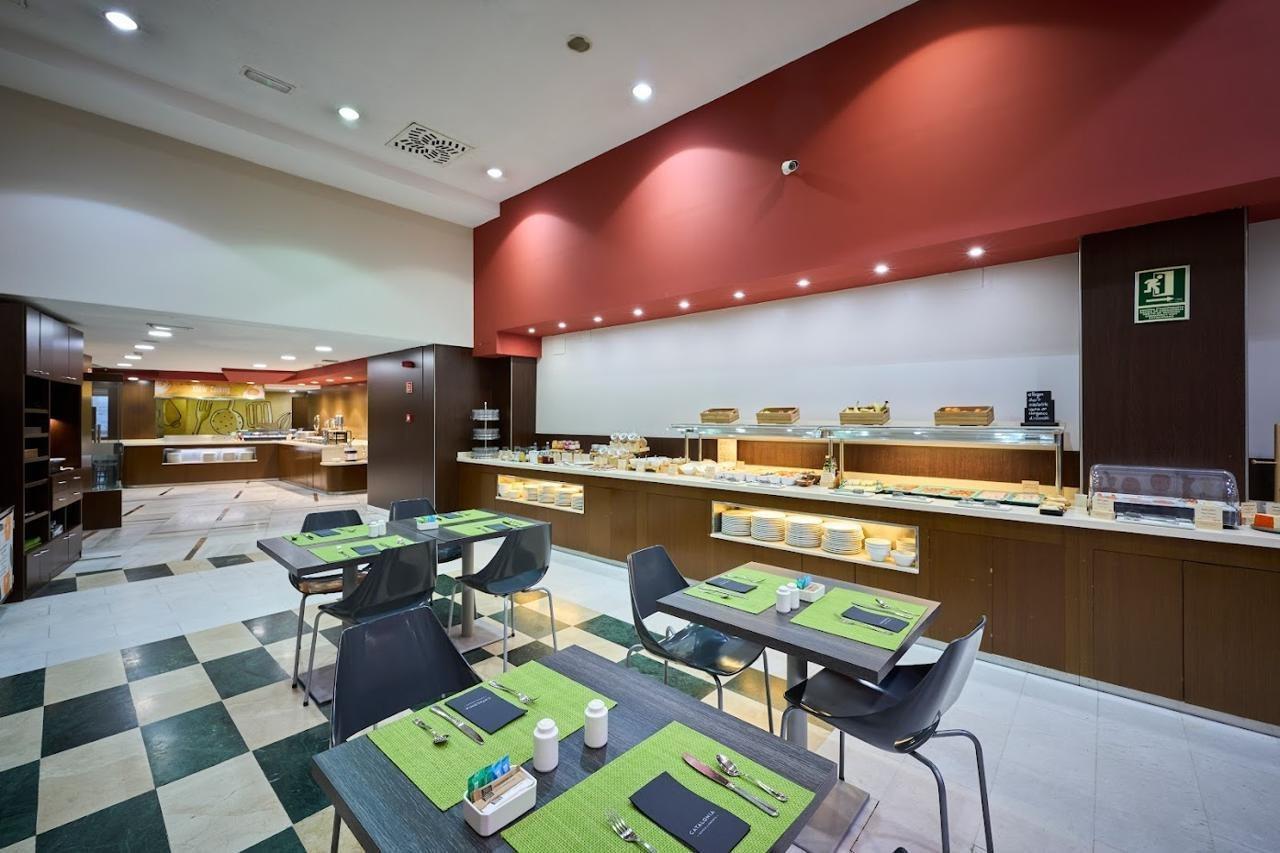 Catalonia Sagrada Familia Hotel Barcelona Bagian luar foto