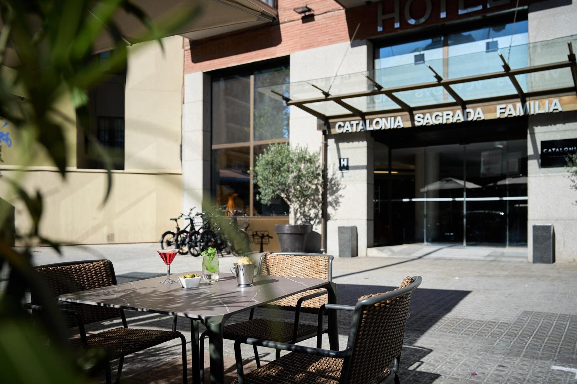 Catalonia Sagrada Familia Hotel Barcelona Bagian luar foto